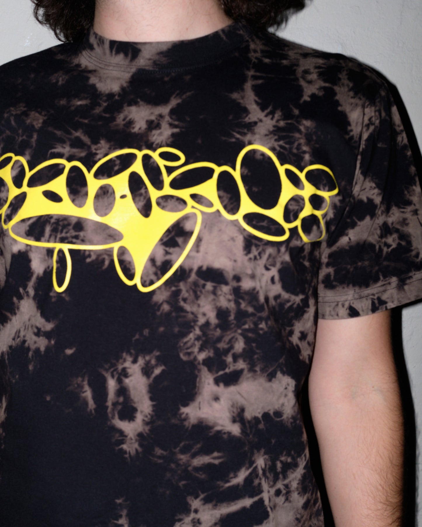 HYPNO S/S T-shirt - Black/Yellow/Dye
