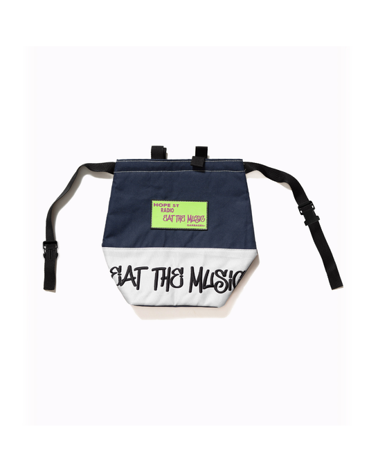 Eat It Up Cooler Chalk Bag - Navy / White