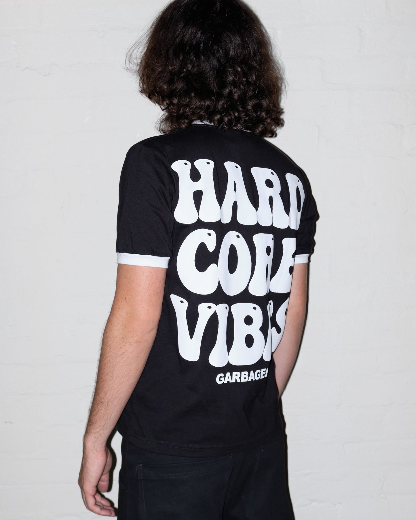 VIBE - PLAY S/S T-shirt - Black